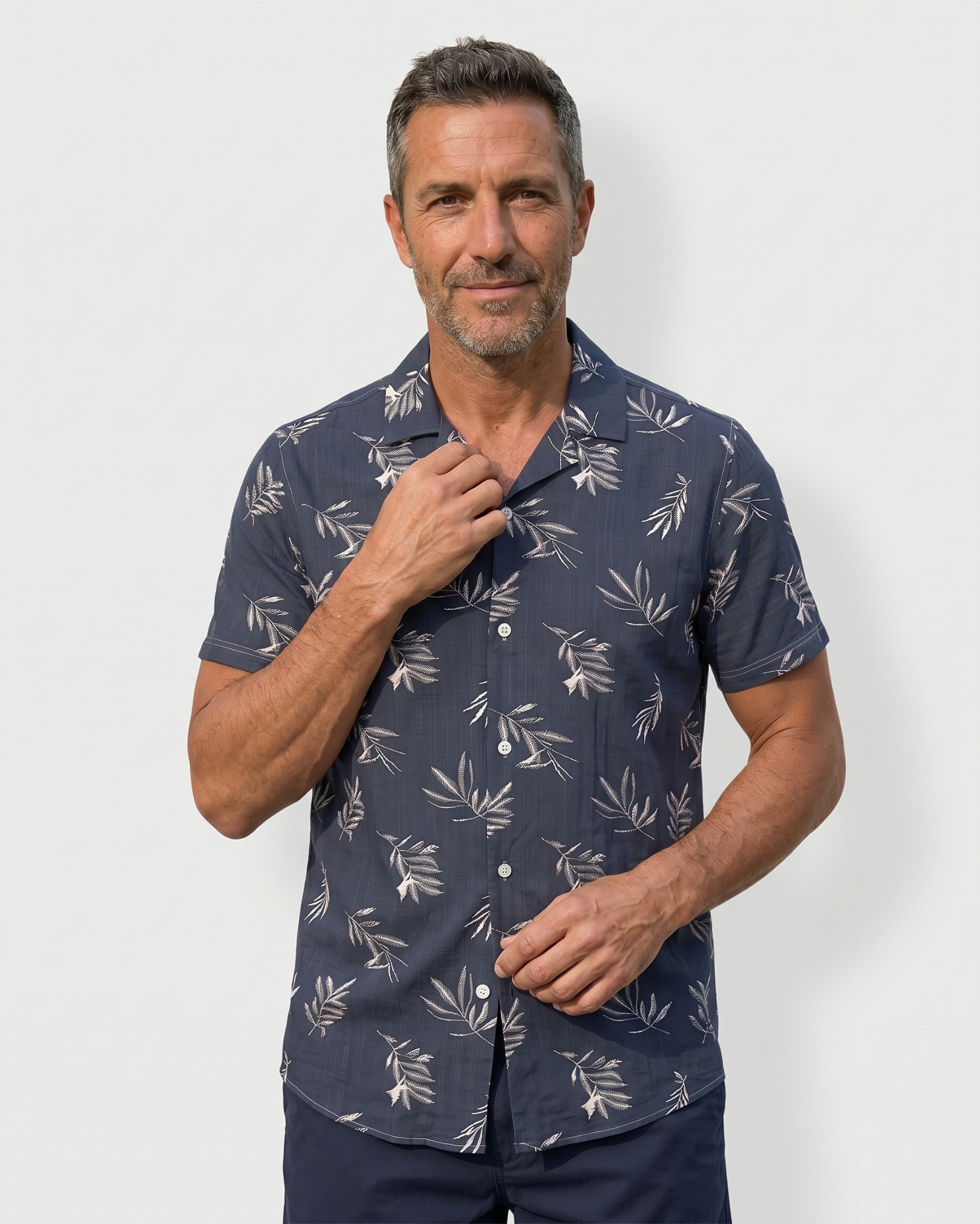 Deep Leaf Shirt - Deep Navy Leaf